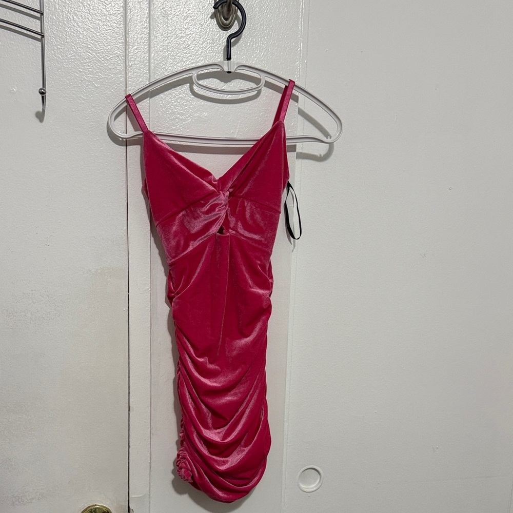 Katie J NYC velour pink dress. size large in kids. never worn 
NO RETURN